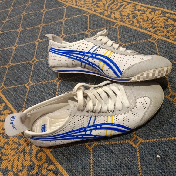 asics tiger mini cooper